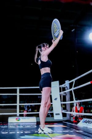 ring girls 721841093 1005555945398761 3705362178589513573 n Agencja Hostess i Modelek Artisio ring girls